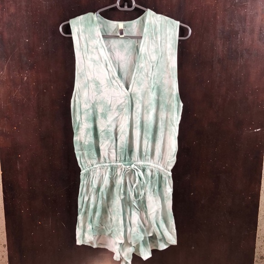 Elan Women’s Cover-up Romper Size Small